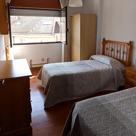 Apartamento Apartamentos Posada Turanzas